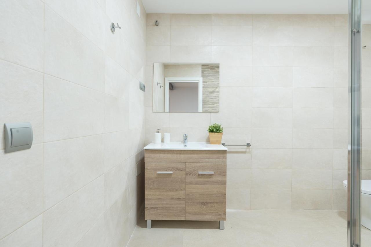Duplex Cienfuegos II & Old Town By Ele Apartments Malaga Bagian luar foto