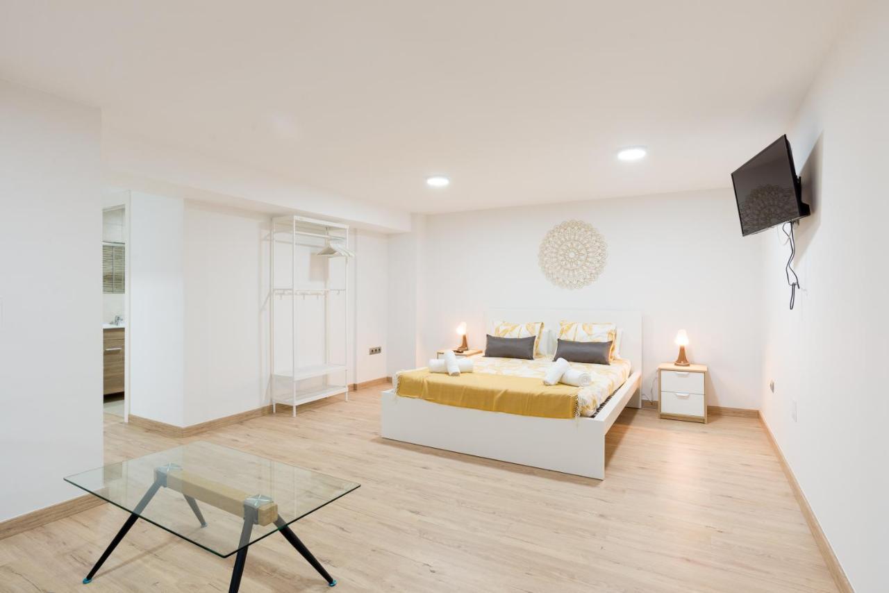 Duplex Cienfuegos II & Old Town By Ele Apartments Malaga Bagian luar foto